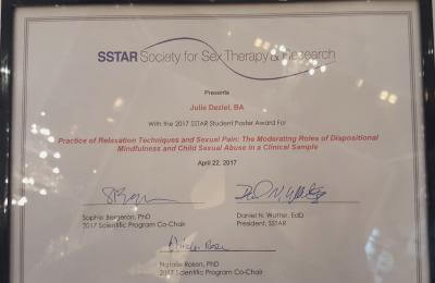 The Society for Sex Therapy and Research (SSTAR) 2017 best student poster award, earned by Julie Déziel (M.A. student).
