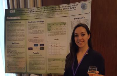 Julie Déziel (M.A. student) in front of her Best Student Award poster, Society for Sexual Therapy and Research (SSTAR) 2017.